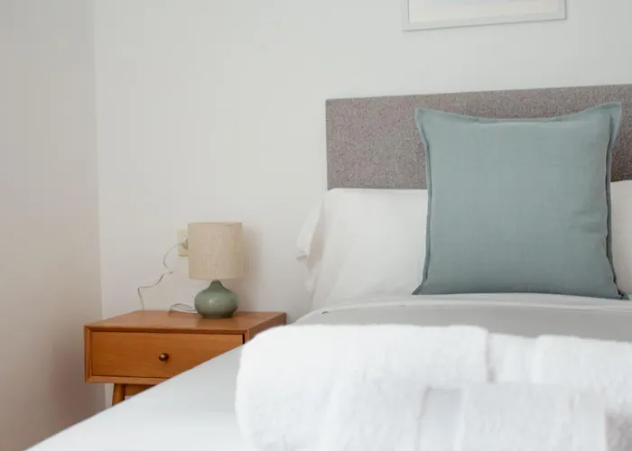 A Paradina De * サリア