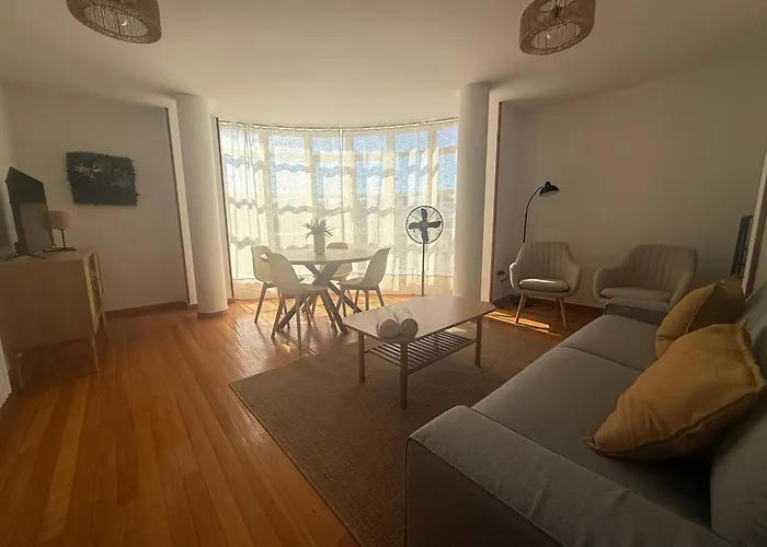 A Paradina De * サリア